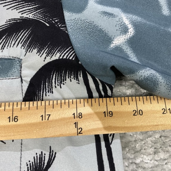 V.H.O Hawaiian Shirt Mens S Gray Black Palm Trees Beach Short Sleeve Button Up - Picture 5 of 8